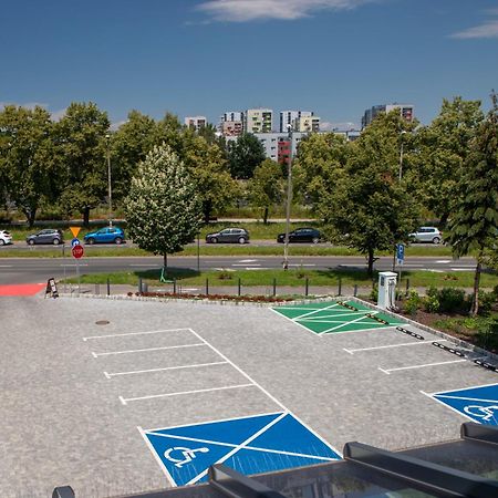 Krowodrza Centrum Konferencyjno - Hotelowe Краков Экстерьер фото